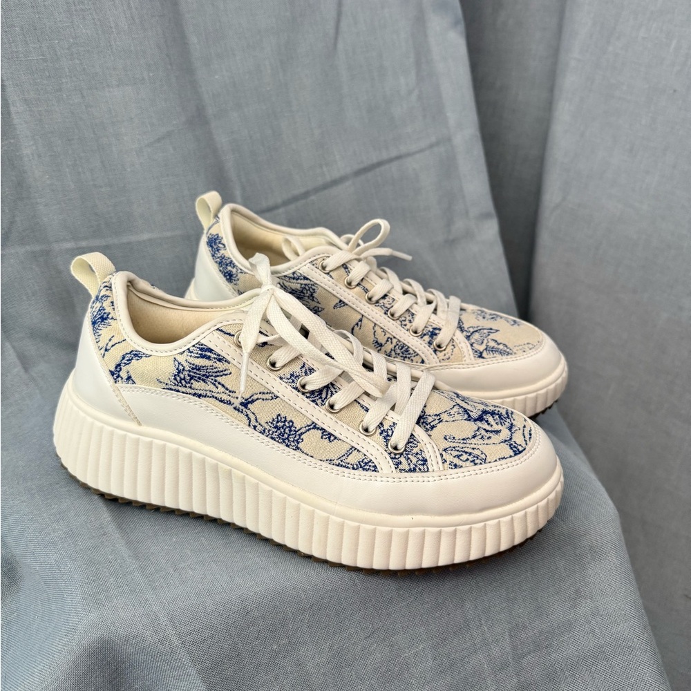 Floral Cream and Blue Women's Sneakers